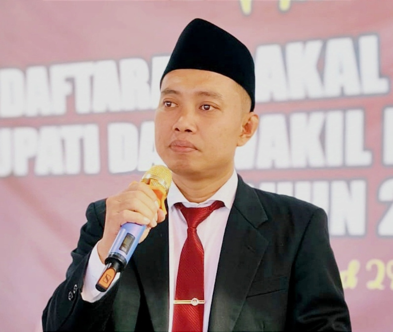 Komisioner KPU Sumenep, Muhlis. (Foto: KPU Sumenep for jatimnow.com)