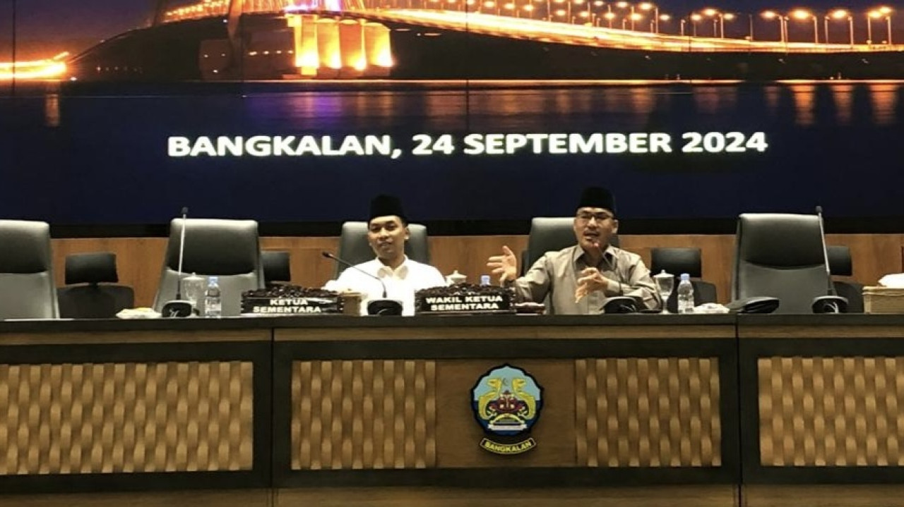 Paripurna DPRD Bangkalan. (Foto: Fathor/jatimnow.com)