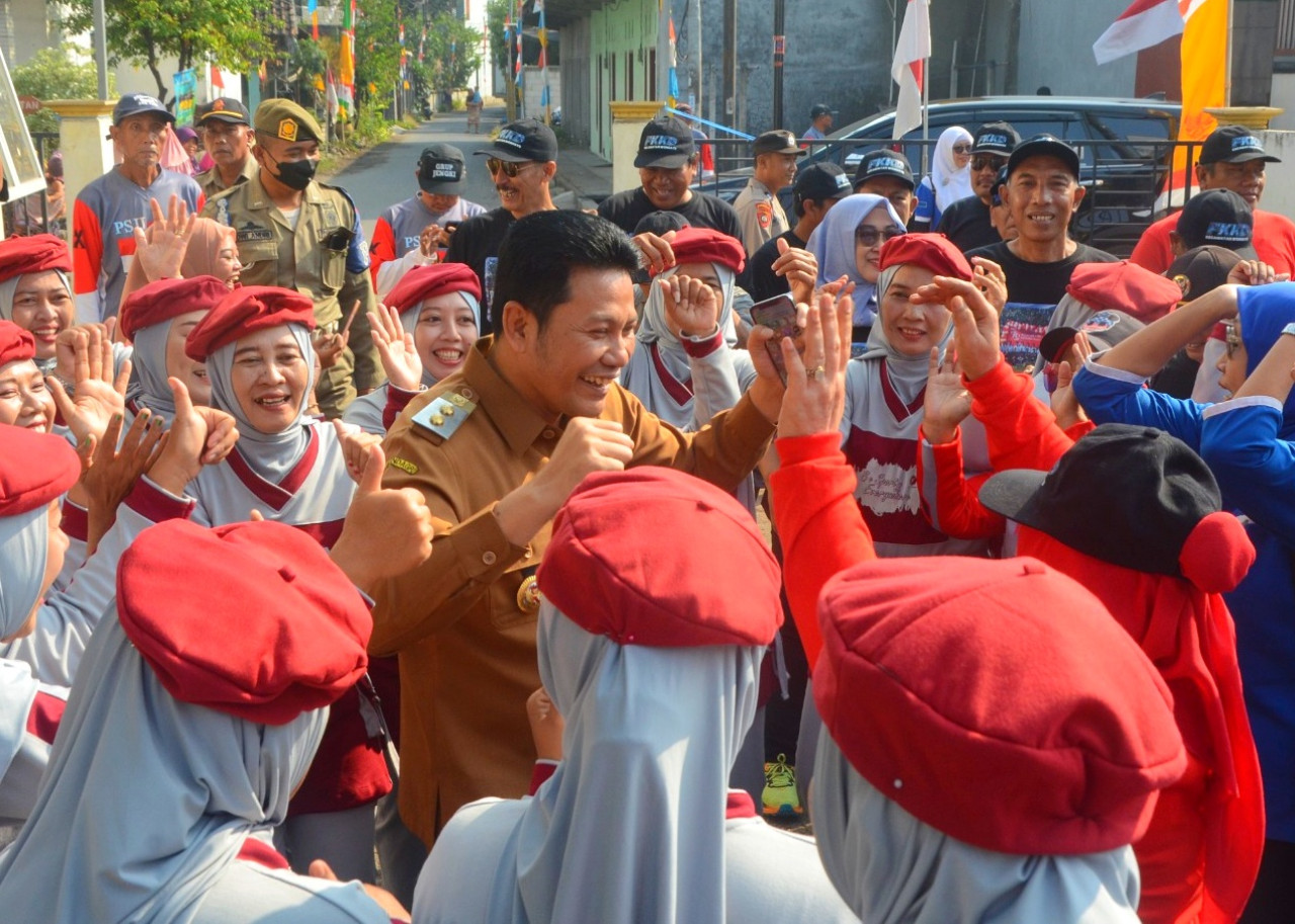 Suasana pengukuhan 23 ketua Kampung Olahraga Masyarakat Desa se-Kecamatan Wonoayu yang digelar di Desa Jimbaran Wetan Wonoayu Sidoarjo. (Foto: Ahaddiini HM/jatimnow.com)