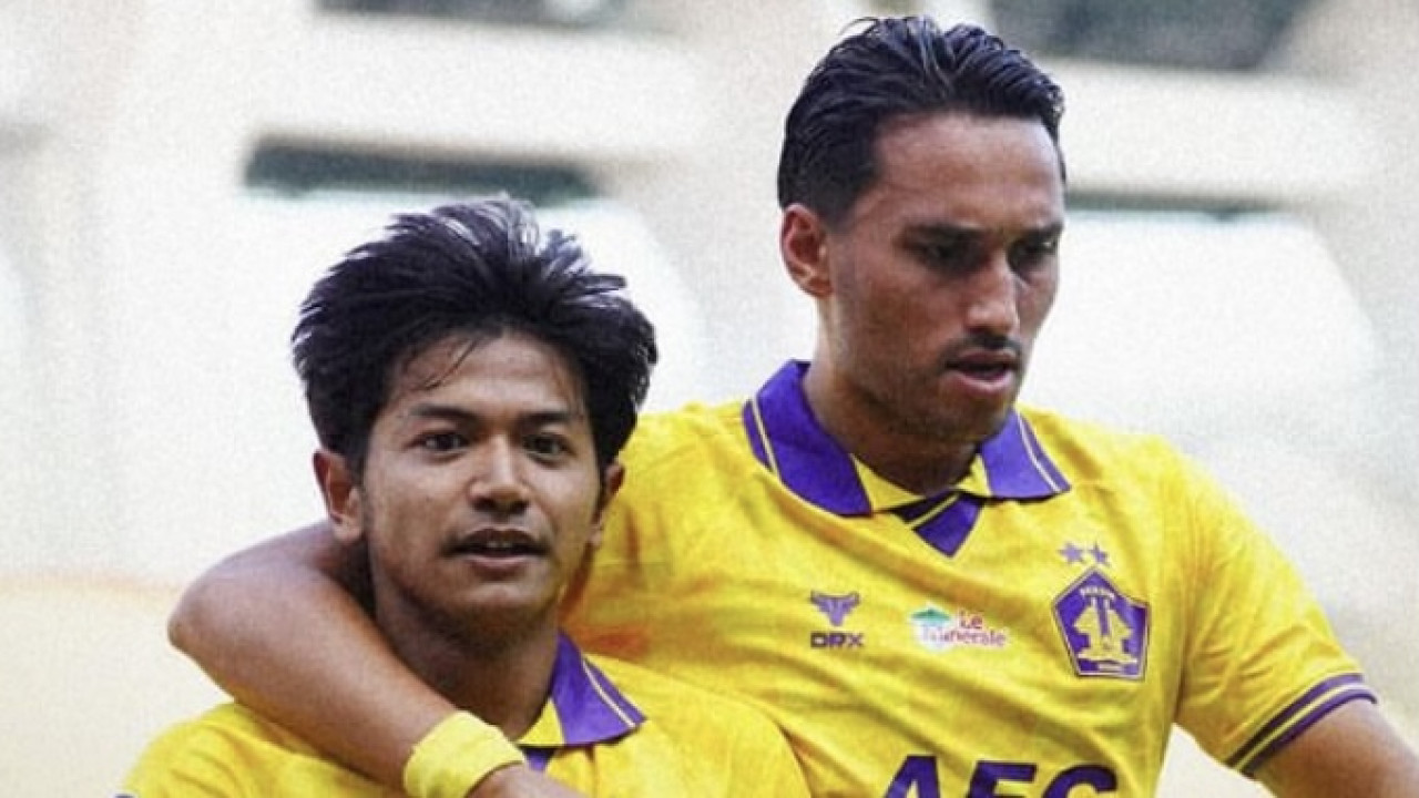 Pemain Persik Kediri Riyatno Abiyoso cetak brace. (Foto: Persik Kediri/jatimnow.com)