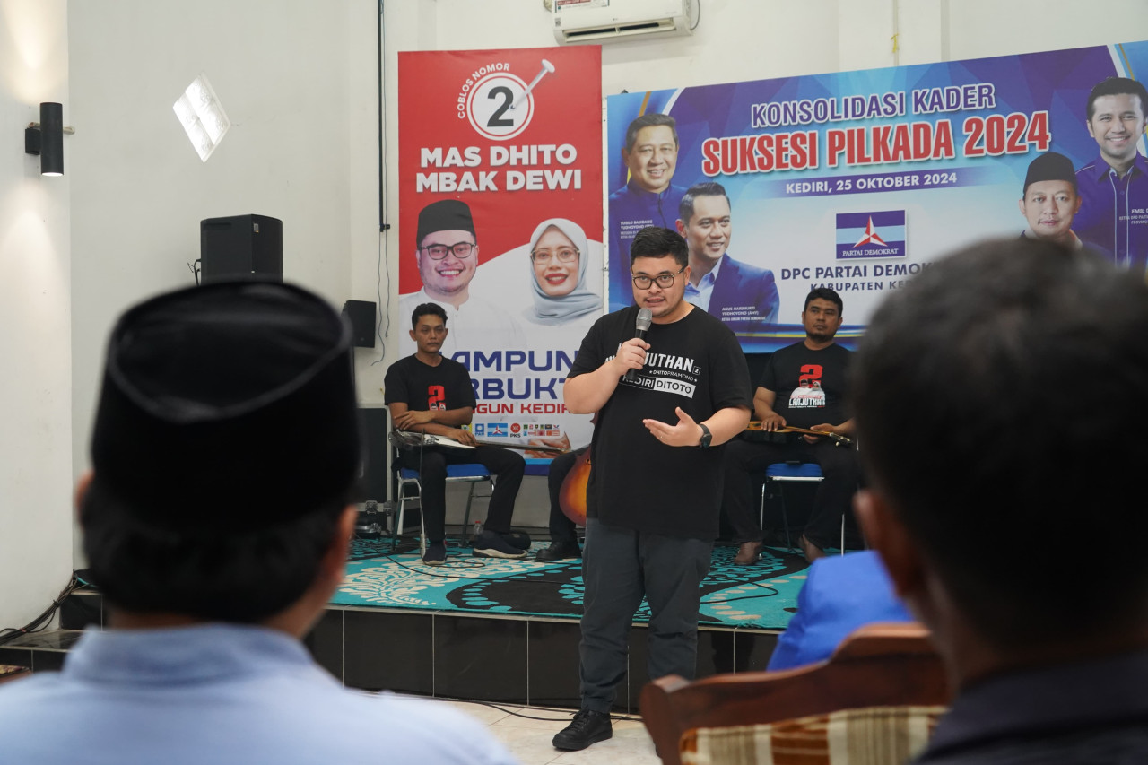 Mas Dhito dalam konsolidasi kader Demokrat. (Foto: Tim Media Mas Dhito/jatimnow.com)