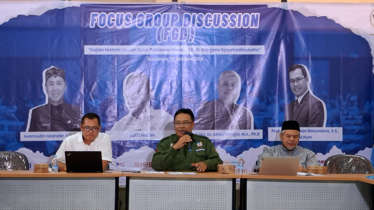 Sygma saat memaparkan hasil kajian pengusulan kakek Prabowo jadi Pahlawan Nasional (Ni'am/jatimnow.com)