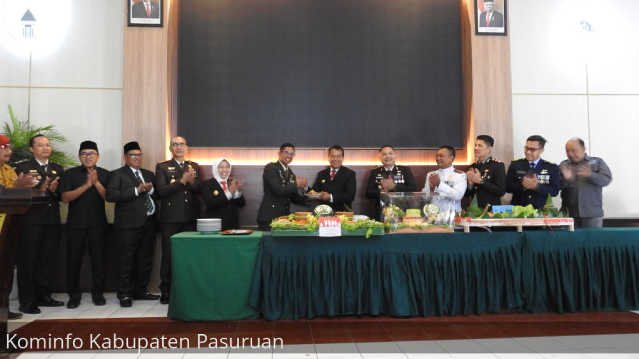 Peringatan HUT TNI ke -79 di Aula Kodim 0819 Pasuruan. (Foto: Kominfo Pemkab Pasuruan for jatimnow.com)