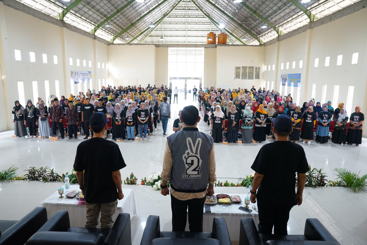 Kegiatan silaturahmi dan deklarasi pelaku UMKM dan Dewan Koperasi Indonesia (Dekopimda) Lamongan ke Paslon Yes - Driham (Foto: Adyad Ammy Iffansah/jatimnow.com)