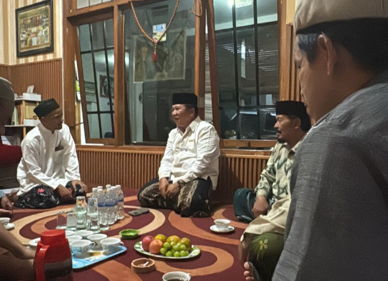 Cabup Hendy Menginap di Rumah Warga Pedesaan Jember