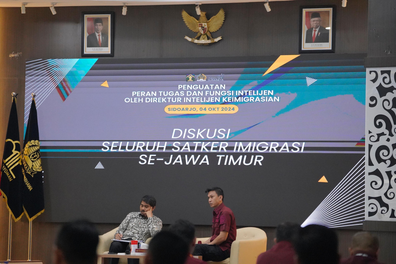 Diskusi seluruh satker Imigrasi di Jawa Timur. (Foto: Humas Kemenkumham Jatim/jatimnow.com)