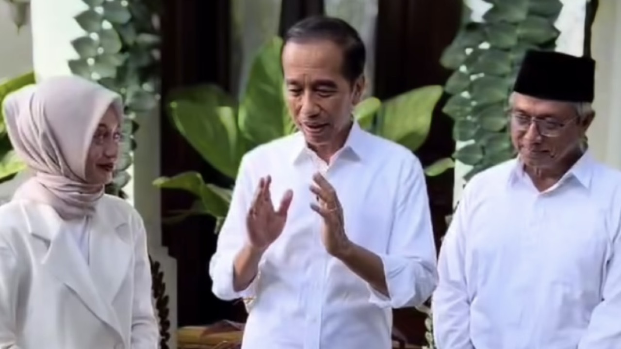 Jokowi Titipkan Kota Kediri ke Mbak Vinanda - Gus Qowim