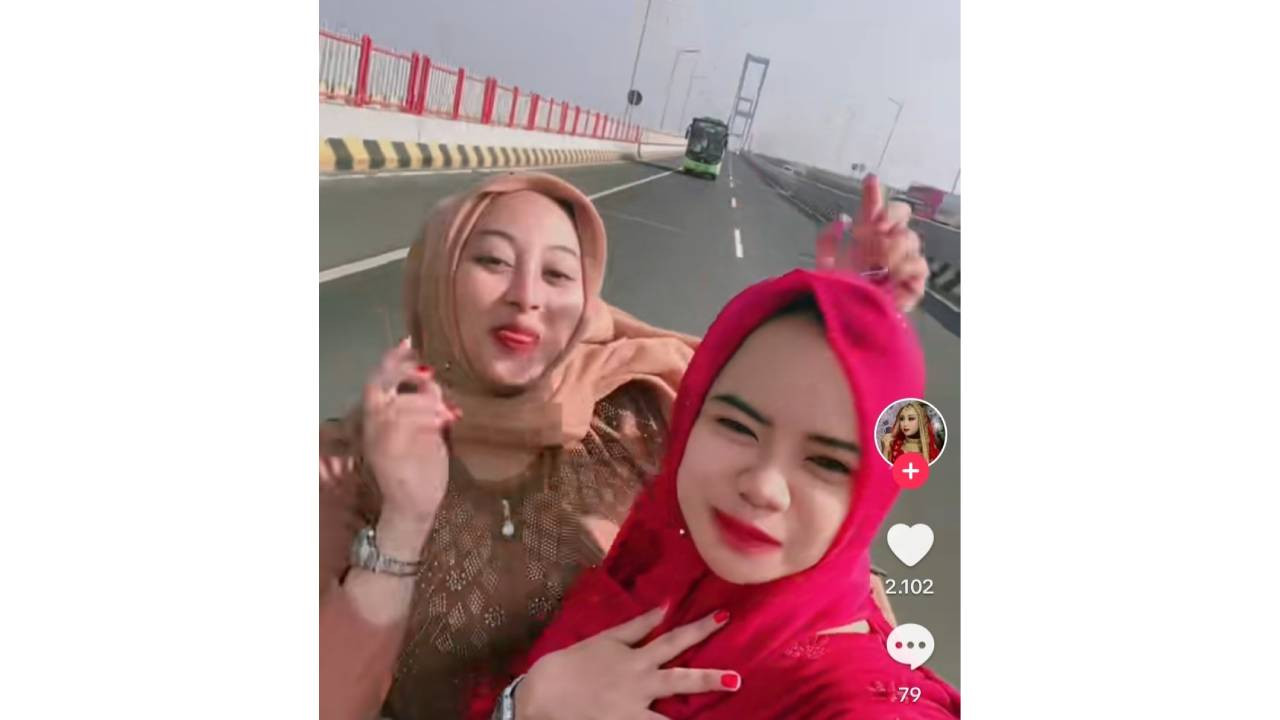 Video akun Tiktok. (Foto: Tangkapan layar akun Tiktok for jatimnow.com)