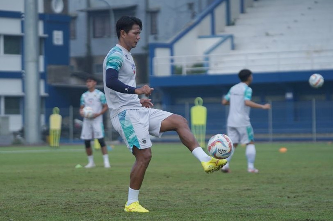 Persib Bandung Ambisi Rebut 3 Poin dari Persebaya Surabaya