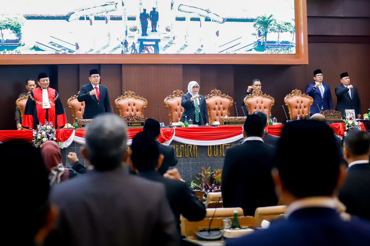 Pimpinan DPRD Jatim Dilantik, Pj Gubernur Adhy: Tancap Gas APBD 2025