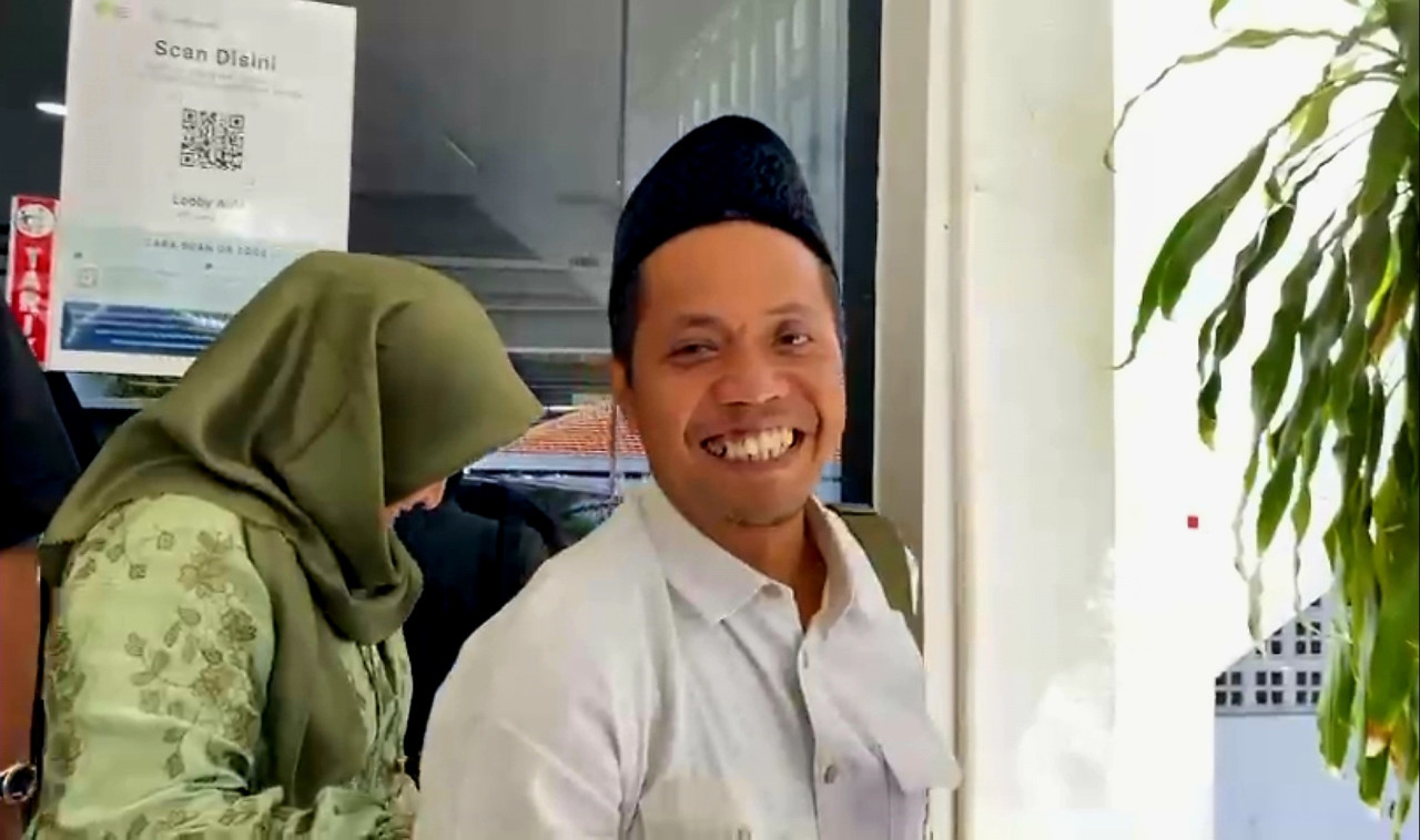 Komisioner Bawaslu Surabaya Agil Akbar (foto: Ade for jatimnow.com)