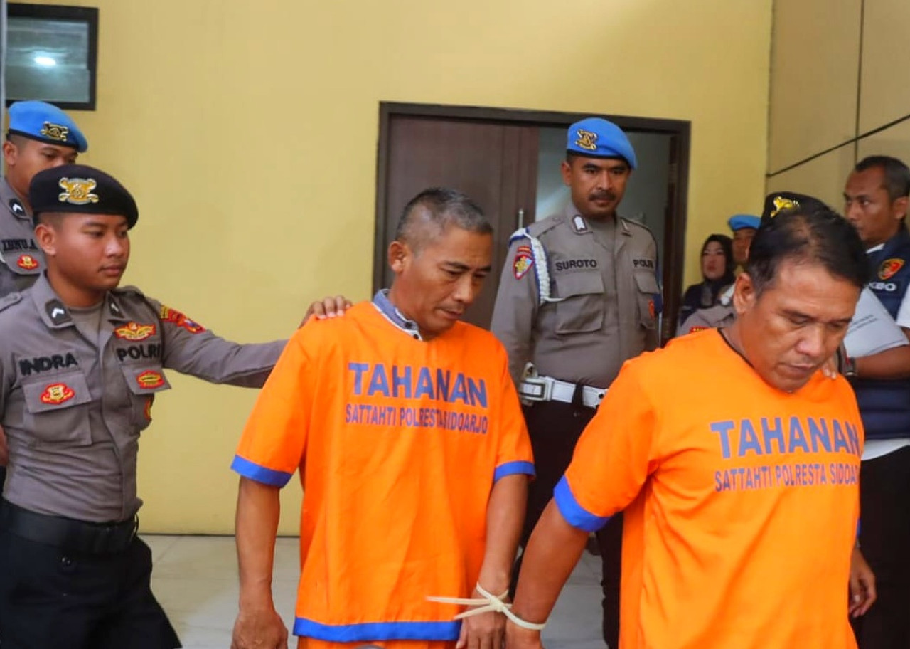 Viral Pamer Senjata Api Rakitan di Medsos, 2 Pria Diamankan Polres Sidoarjo