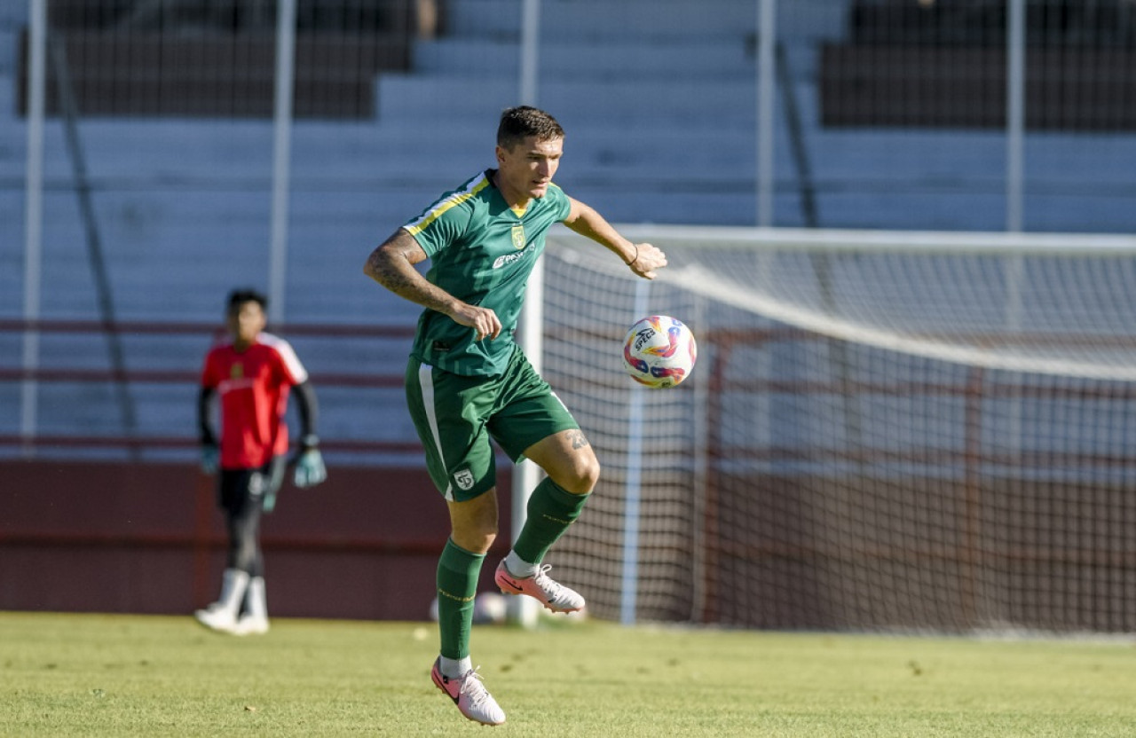 Bek Persebaya Slavko Damjanovic Fokus Pelajari Bahasa Indonesia