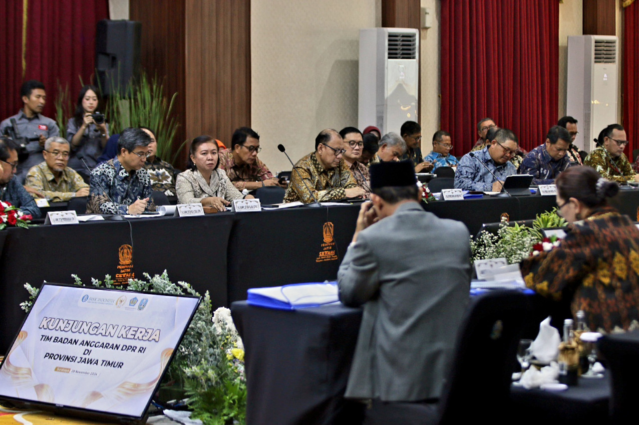 Pembahasan PPN 12 Persen antara Banggar DPR RI dengan Pemprov Jatim di Grahadi Surabaya (foto: Ni'am Kurniawan/jatimnow.com)