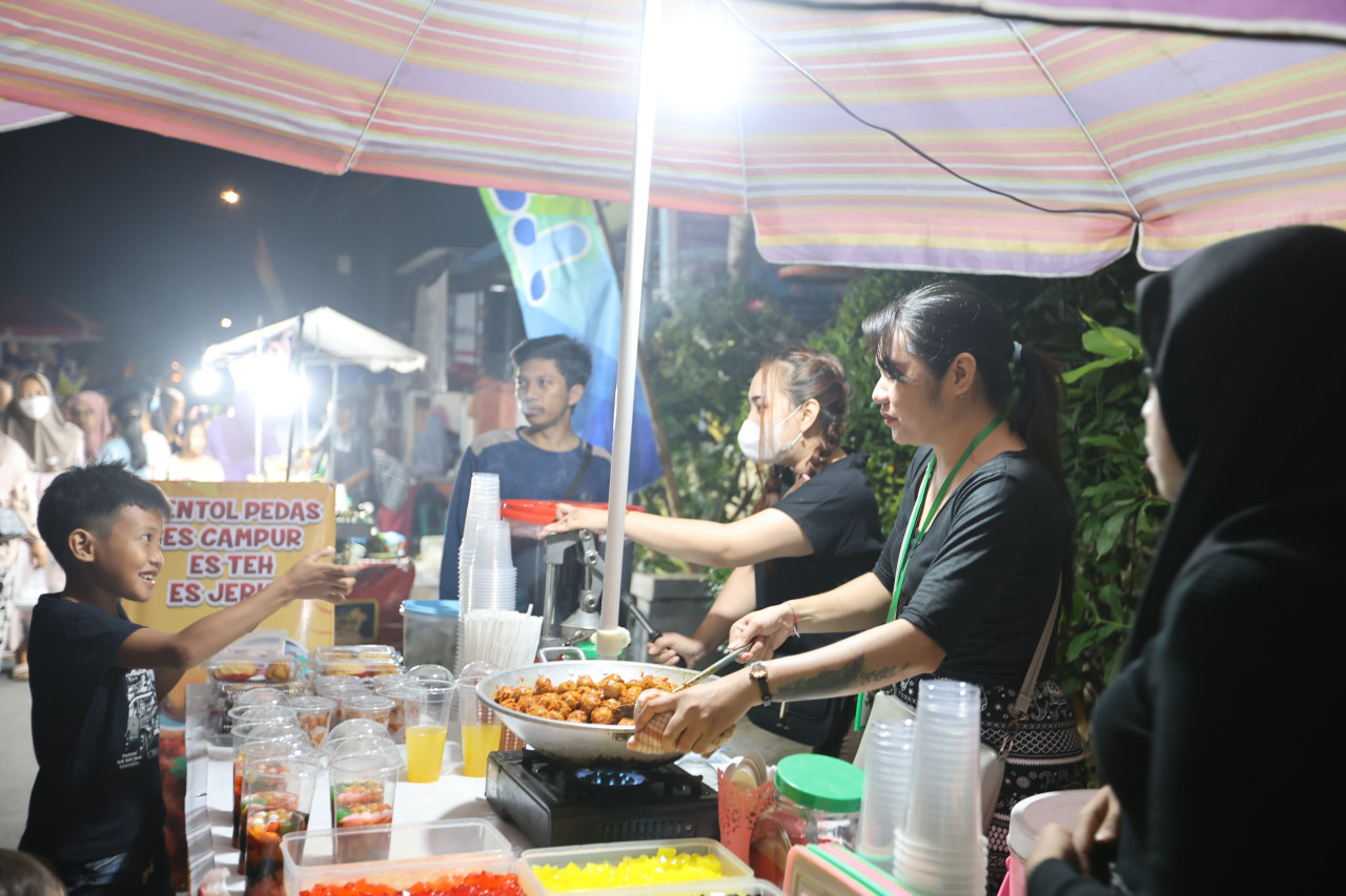 Salah satu stand kuliner di Kampung Cungking Banyuwangi. (Foto: Humas Pemkab Banyuwangi for jatimnow.com)