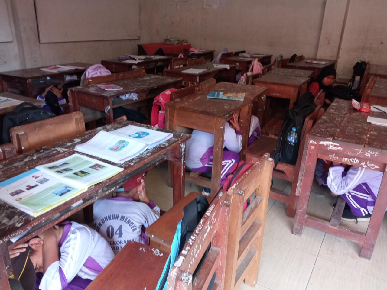 Pelajar SD di Jember Dilatih Kesiapsiagaan Hadapi Bencana Gempa Bumi