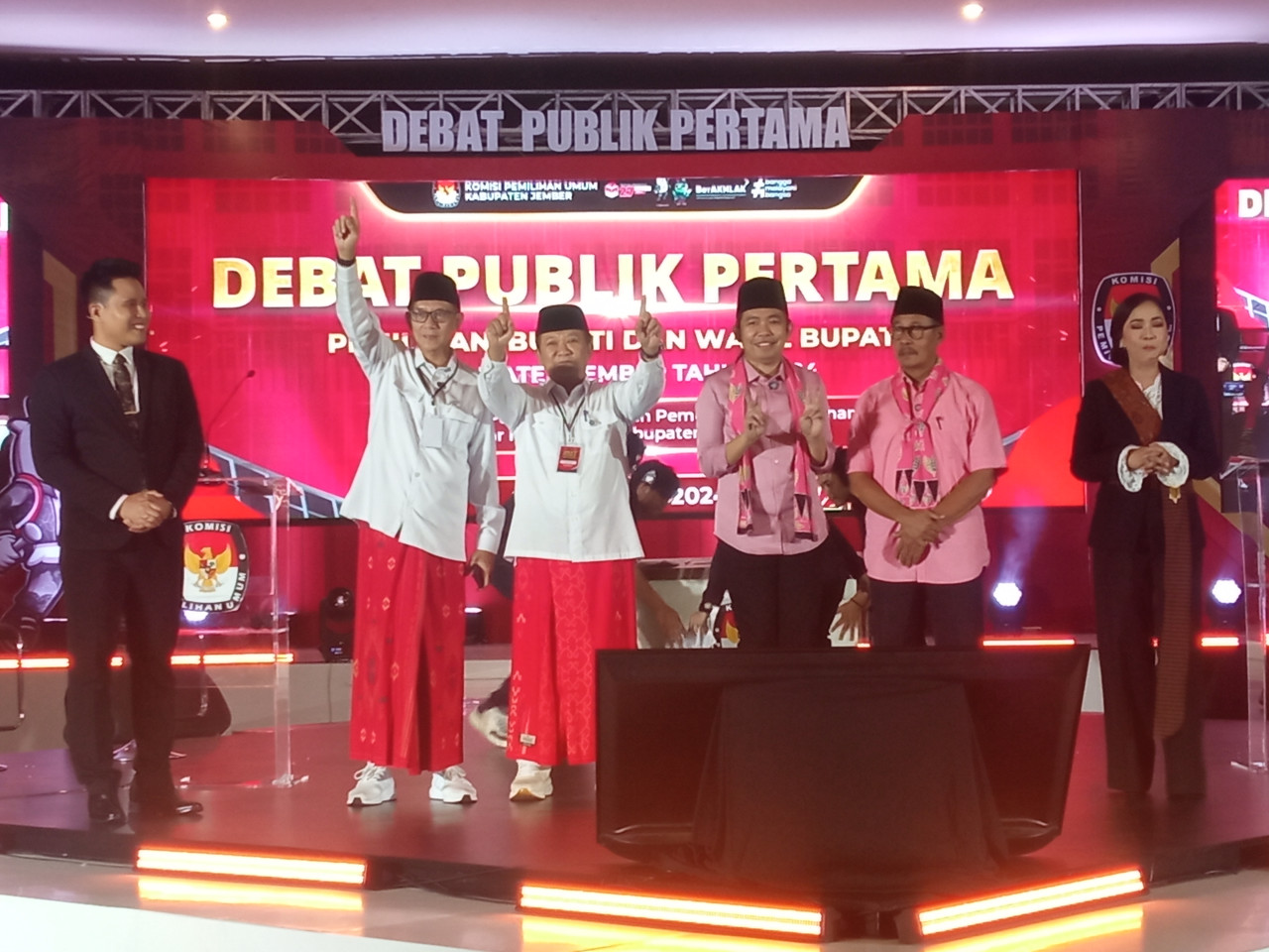 Debat Cabup dan Cawabup Jember (Foto: Sugianto/jatimnow.com)