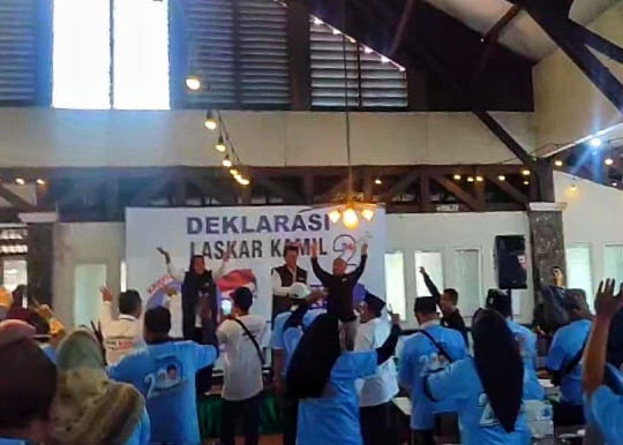 Deklarasi kemenangan Laskar Kamil untuk paslon Gubernur dan Wakil Gubernur, Khofifah-Emil.  (Foto: Ahaddiini HM/Jatimnow.com).