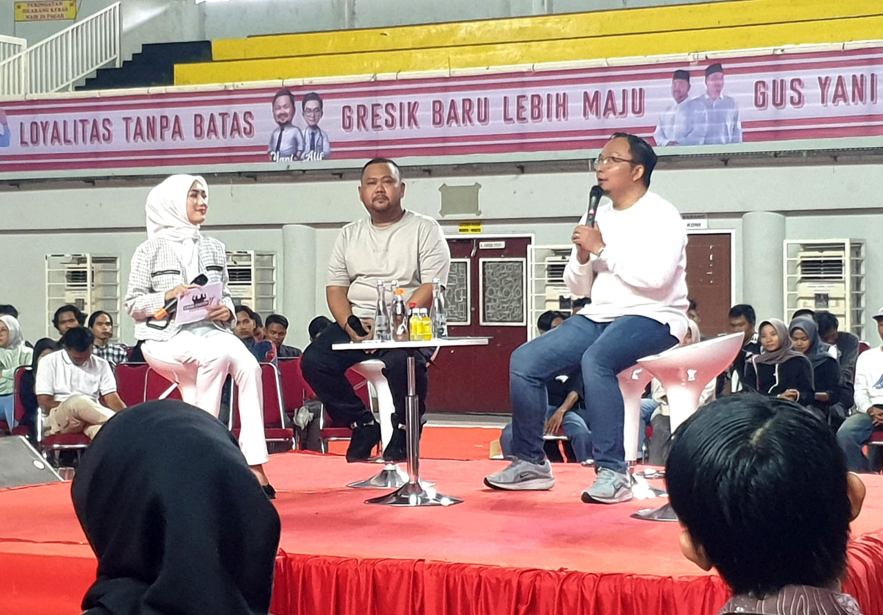 Aliansi Pemuda Gresik Gelar Dialog Terbuka Bersama Gus Yani dan Dokter Alif