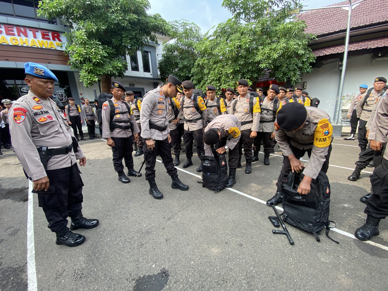 Apel pelepasan pasukan 379 personel Polres Ponorogo amankan TPS. (Foto: Ahmad Fauzani/jatimnow.com)