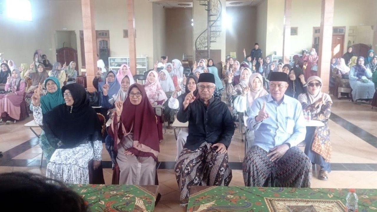 Istigasah Muslimat NU di Kota Kediri. (Foto: Danang/jatimnow.com)