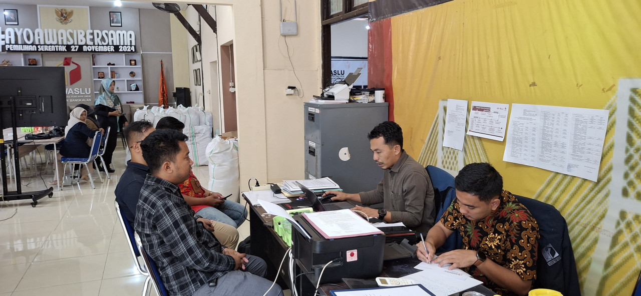 Hasil Laporan Dugaan Kampanye Hitam oleh Cabup Bangkalan Mathur Husyairi