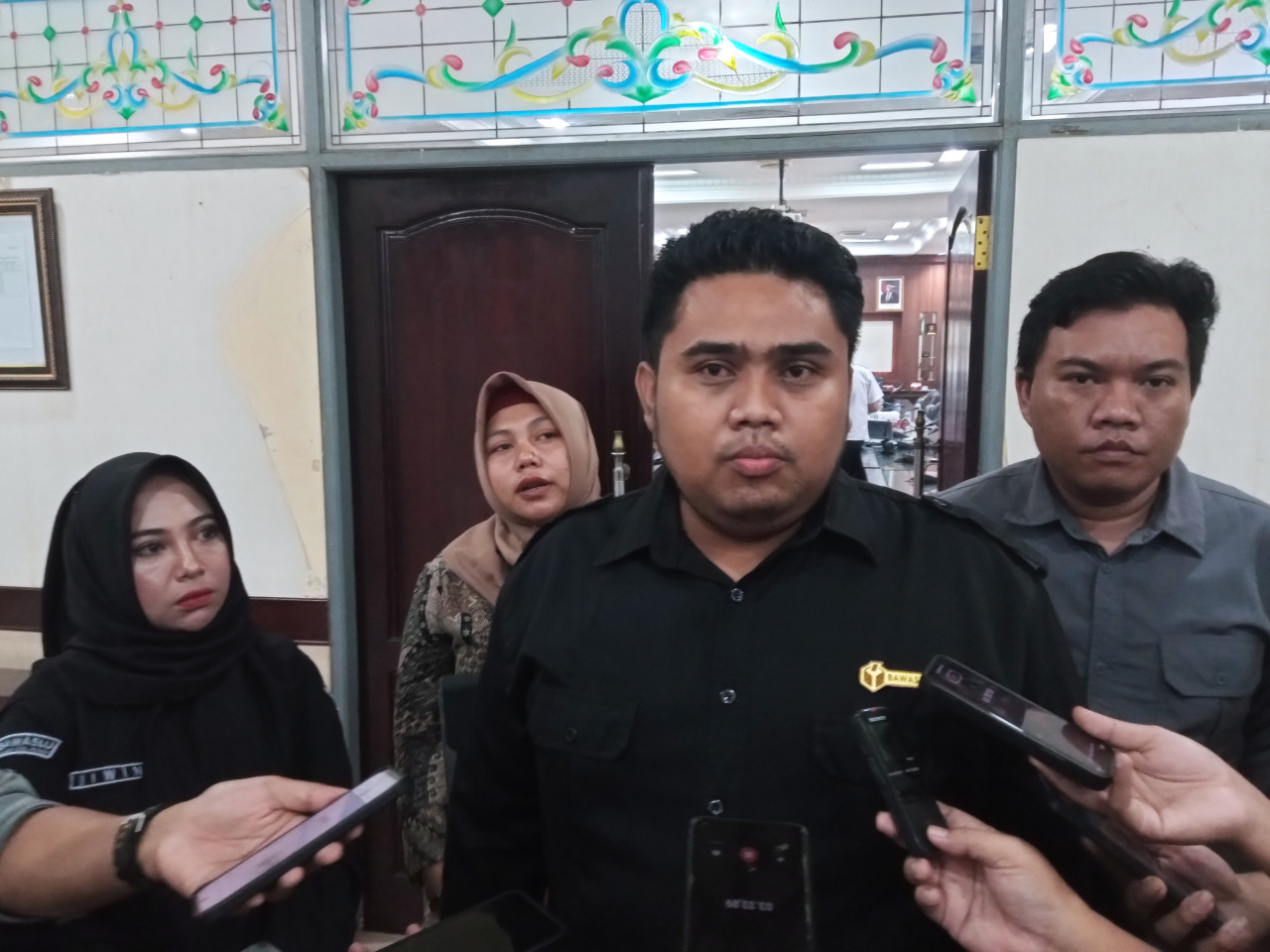Ketua Bawaslu Jember Sanda Aditya Pradana (Foto: Sugianto/jatimnow.com)