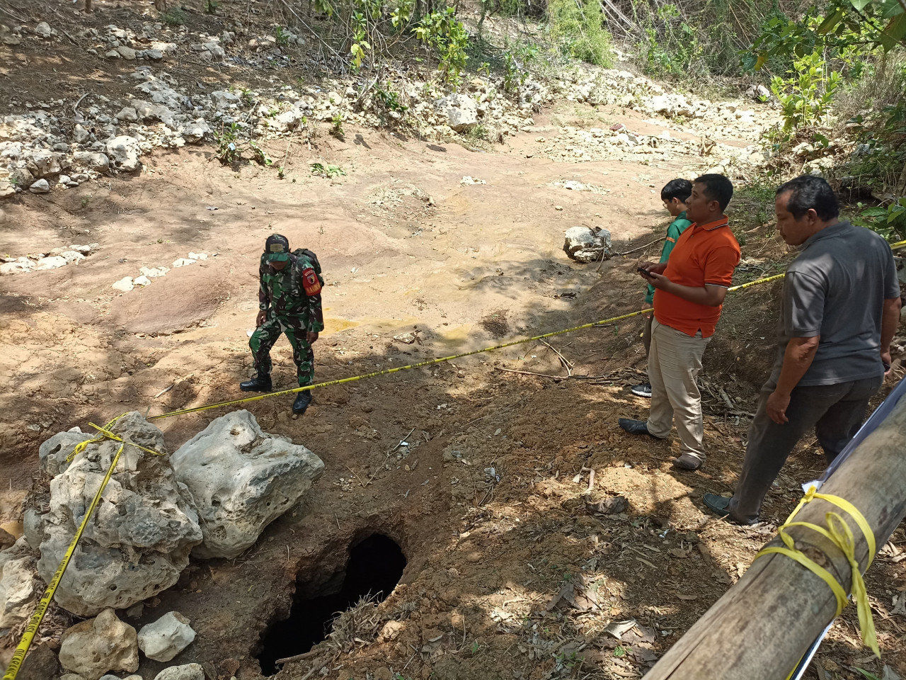 Misteri Penyebab Lubang di Dasar Sungai Kaliasat Blitar Terungkap