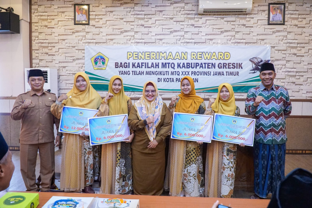 Wabup Gresik Berikan Reward pada Kafilah MTQ ke-30 Provinsi Jatim