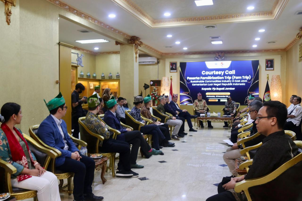 Pjs Bupati Jember Sambut Wakil Kedubes Amerika dan Eropa Peserta Fam Trip