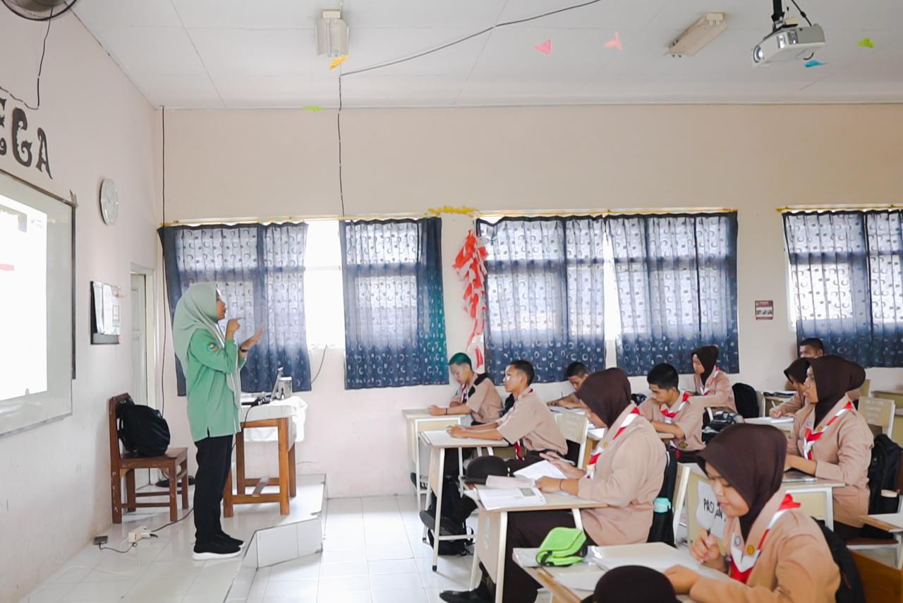 Suasana pendidikan di SMA Dharma Wanita 1 Boarding School. (Foto: Pemkab Kediri/jatimnow.com)