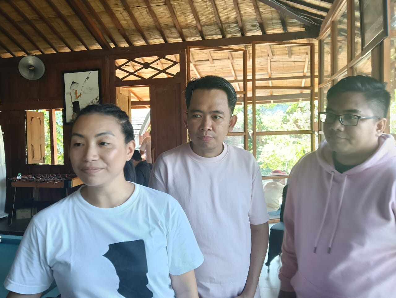 Saras saat menemui UMKM Sukorambi Jember (Foto: Sugianto/jatimnow.com)