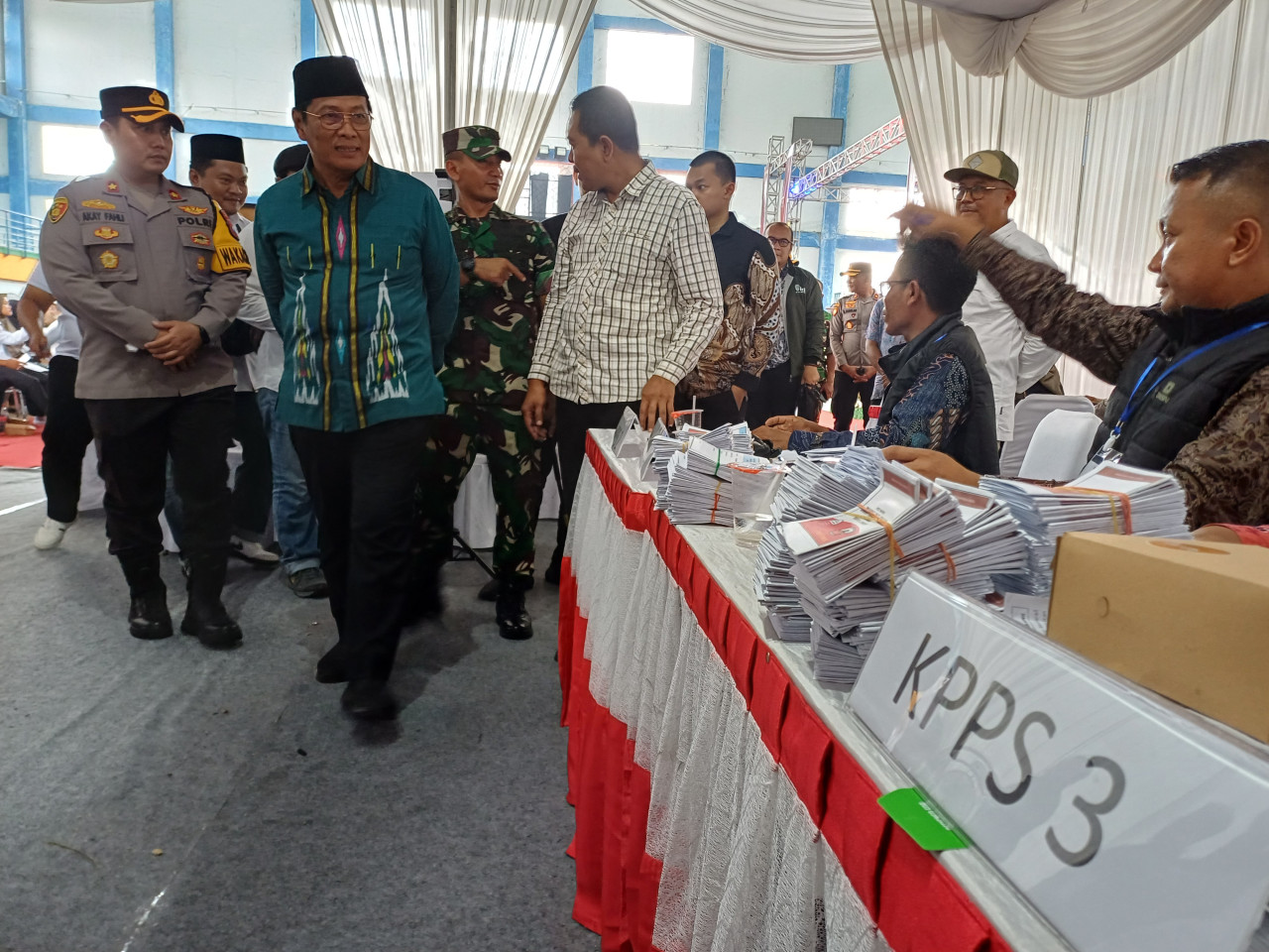 Simulasi pungut - hitung suara Pilkada serentak. (Foto: Adyad Ammy Iffansah/jatimnow.com)