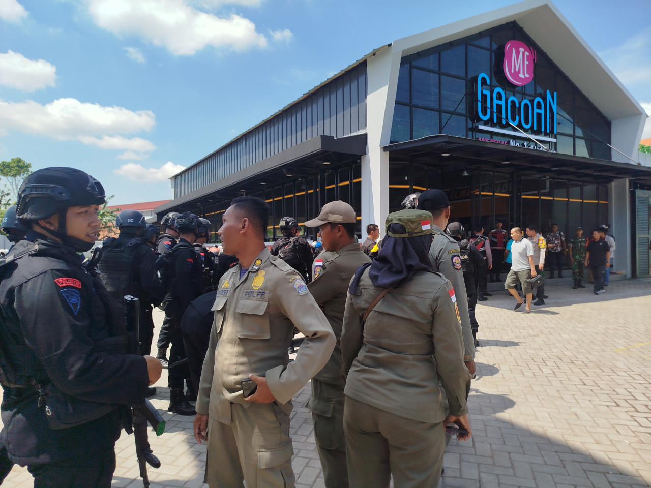 Pj Bupati Bangkalan Tanggapi Kericuhan pada Pembukaan Mie Gacoan