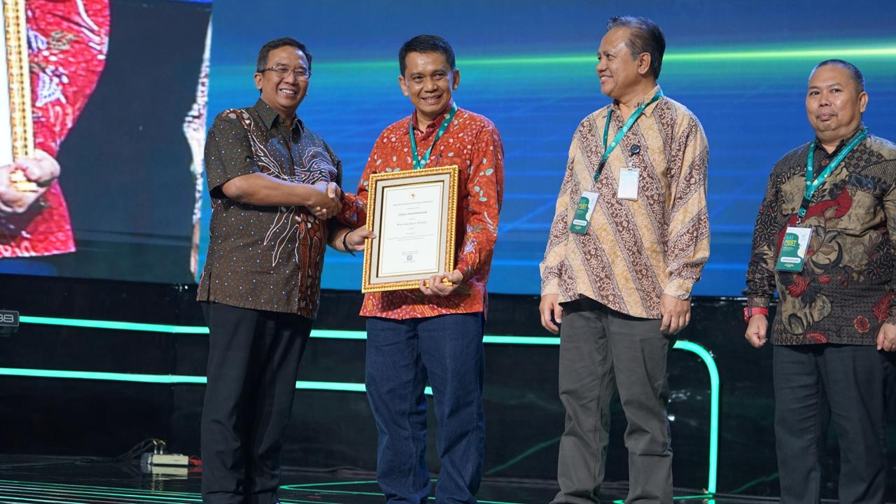 Empat pernghargaan diraih Pemprov Jatim. (Foto: Humas Pemprov Jatim)