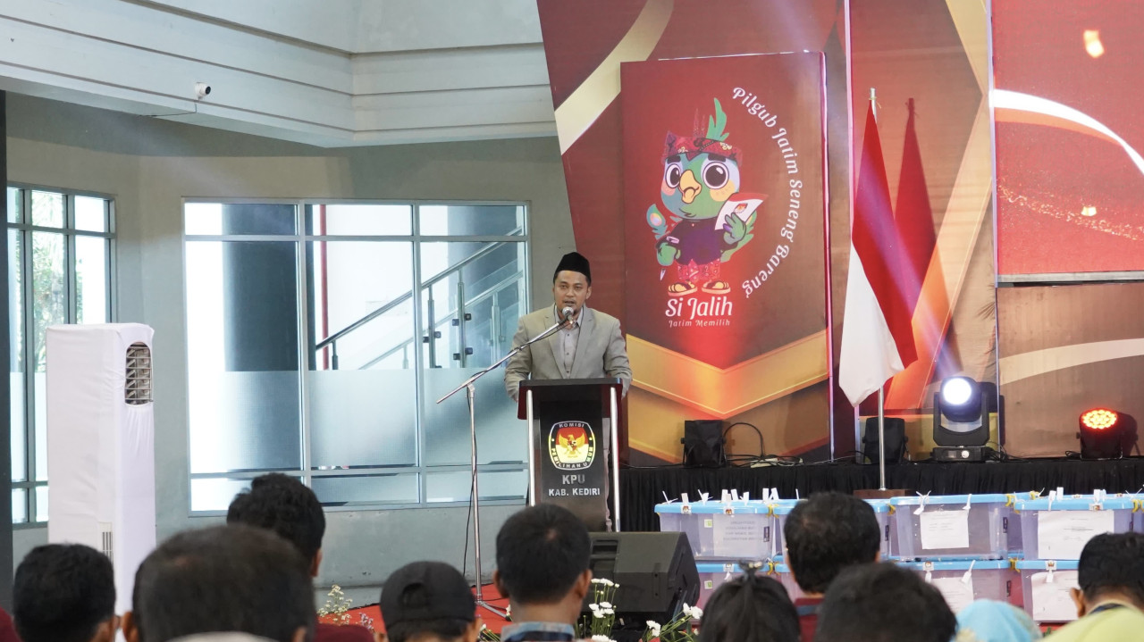 Rapat pleno rekapitulasi KPU Kabupaten Kediri. (Foto: Pemkab Kediri/jatimnow.com)