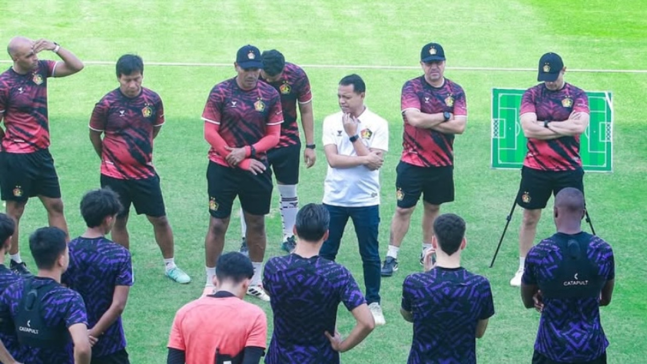Persik Kediri saat berlatih di Stadion GDJ. (Foto: Persik Kediri/jatimnow.com)