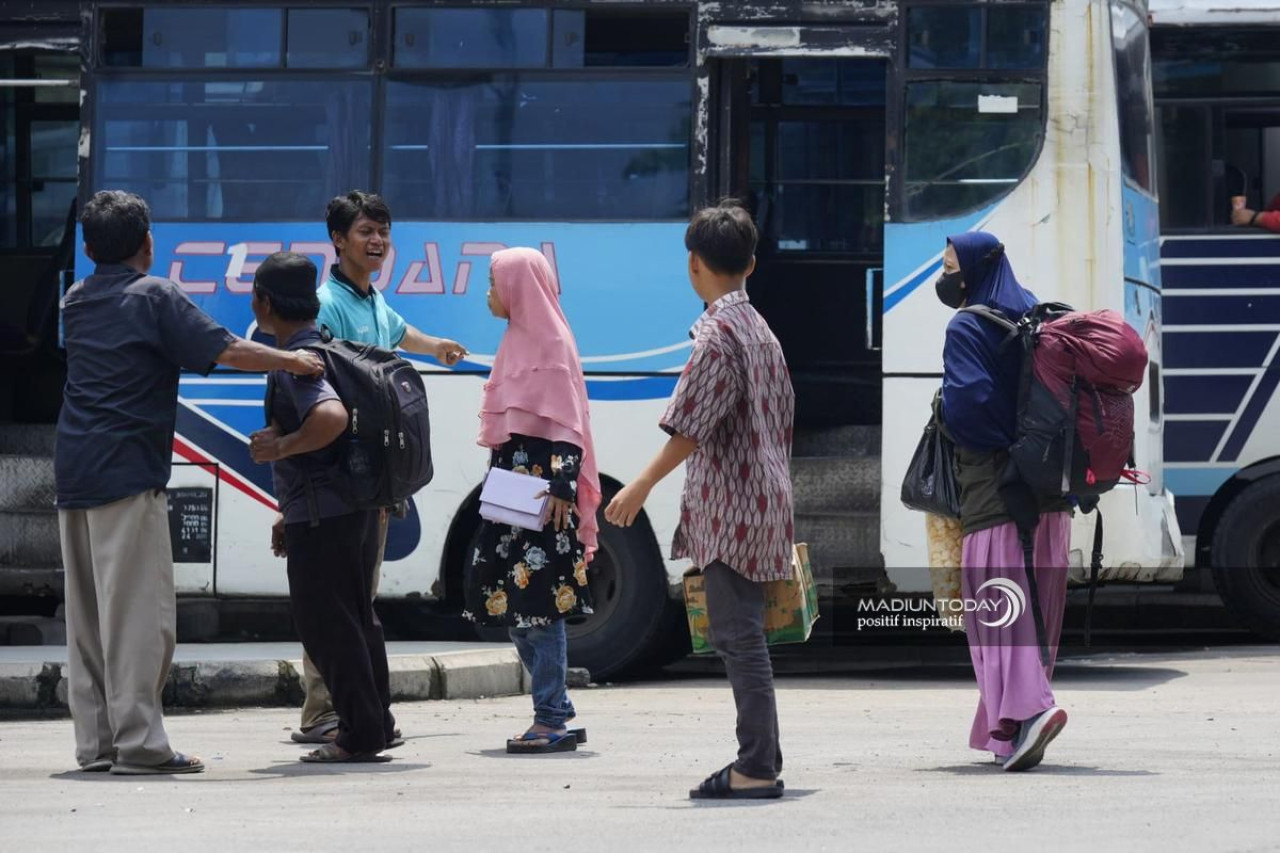 Suasana di Terminal Purbaya. (Foto: madiuntoday)