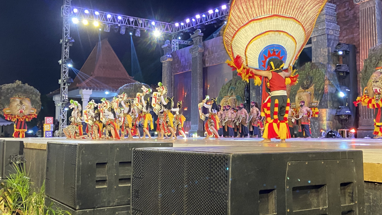 Pertunjukan reog Ponorogo. (Foto: Ahmad Fauzani/jatimnow.com)