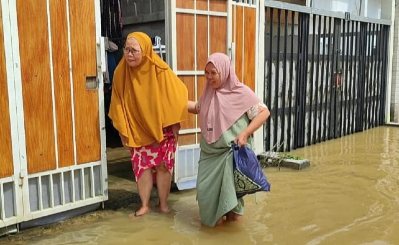 Banjir di Burneh Bangkalan. (Foto: Fathor Rahman/jatimnow.com)