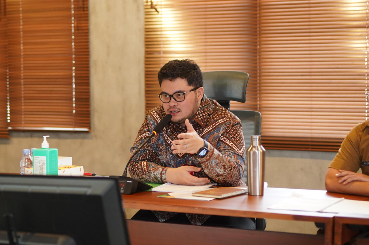 Mas Dhito saat bertemu komisioner Baznas Kabupaten Kediri. (Foto: Pemkab Kediri/jatimnow.com)