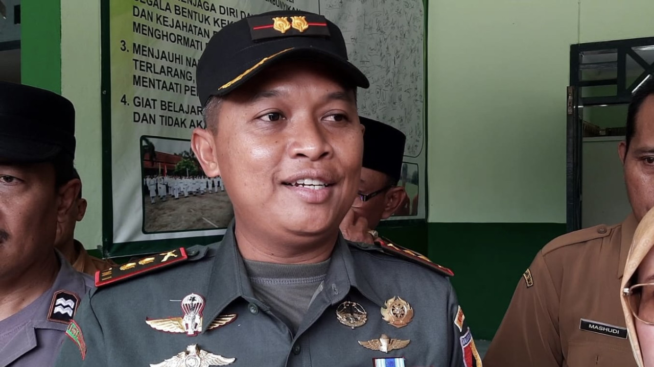 Dandim 0809 Kediri, Letkol Inf Ragil Jaka Utama saat peluncuran Program MBG di Kabupaten Kediri. (Foto: Yanuar Dedy/jatimnow.com)