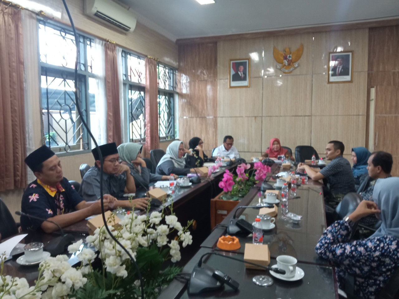 Komisi D DPRD Jember saat hearing bersama BPJS Kesehatan (Foto: Sugianto/jatimnow.com)