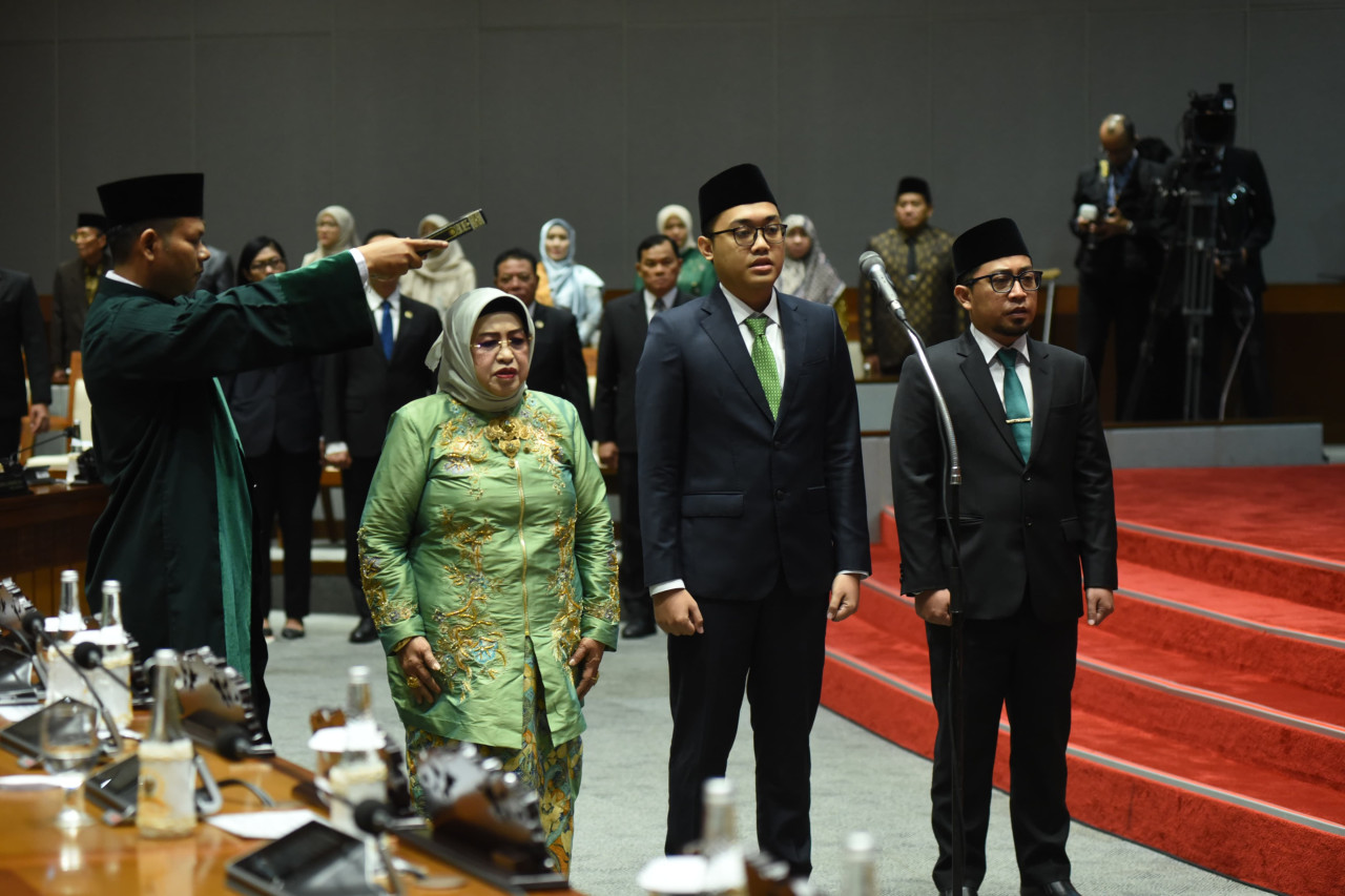 Gus Khozin saat dilantik anggota DPR-RI (Foto: dok Gus Khozin for jatimnow.com)