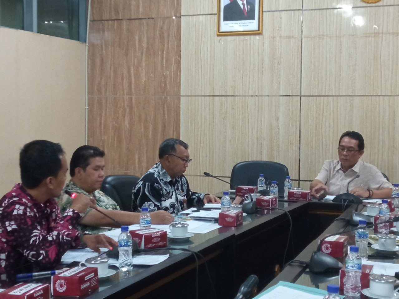 Rapat kerja DPRD dan Bapenda Jember. (Foto: Sugianto/jatimnow.com)