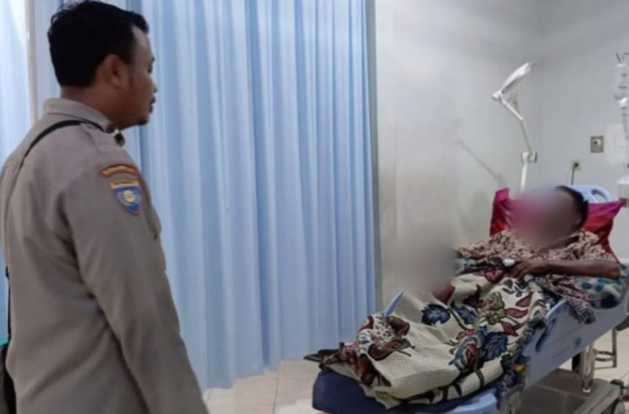 Pelerai Anak Bunuh Bapak di Jember Disabet Parang, Begini Kondisinya