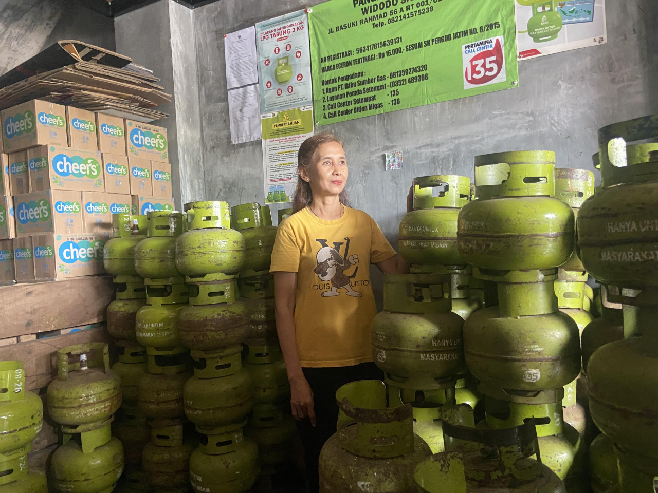 Salah satu pangkalan LPG di Ponorogo. (Foto: Ahmad Fauzani/jatimnow.com)