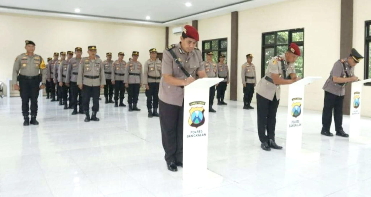 Upacara Sertijab Polres Bangkalan. (Foto:  Fathor Rahman/jatimnow.com)