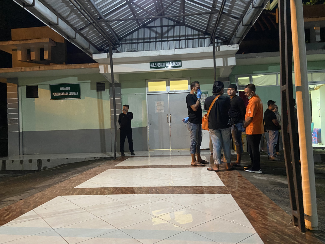 RSUD dr Harjono tempat dilakukannya proses identifikasi temuan potongan kaki. (Foto: Ahmad Fauzani/jatimnow.com)