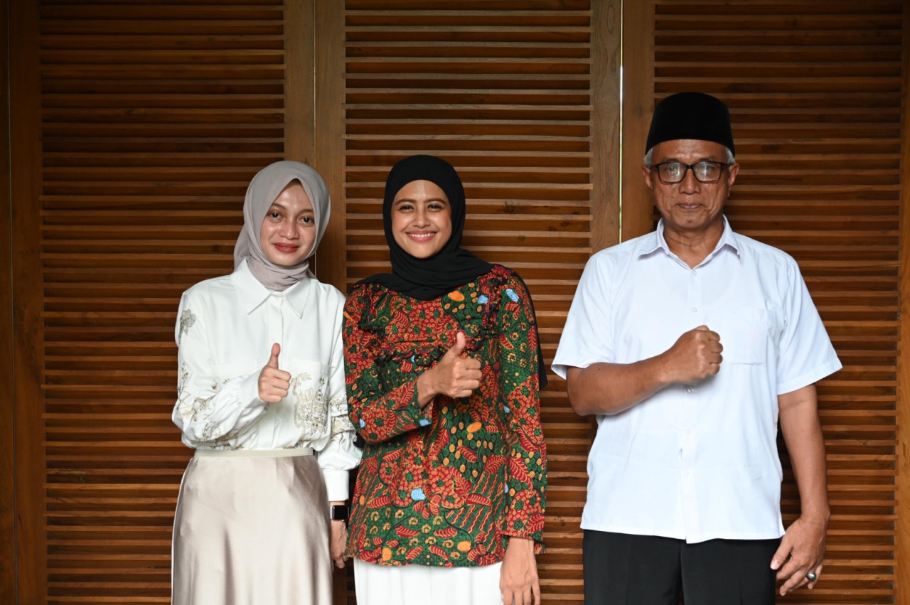 Silaturahmi ke Bunda Fey, Mbak Vinanda-Gus Qowim Minta Doa Restu Pimpin Kota Kediri